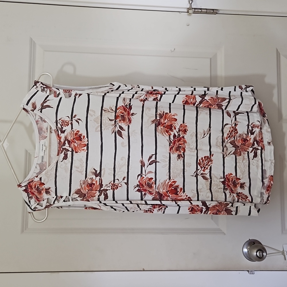 Gently used Maurices tank